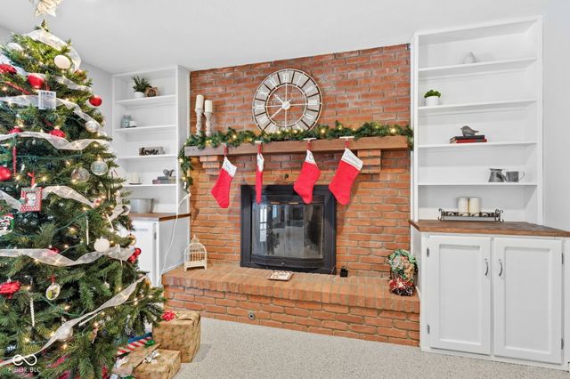 1312 W Country Club Road, Connersville, IN 47331