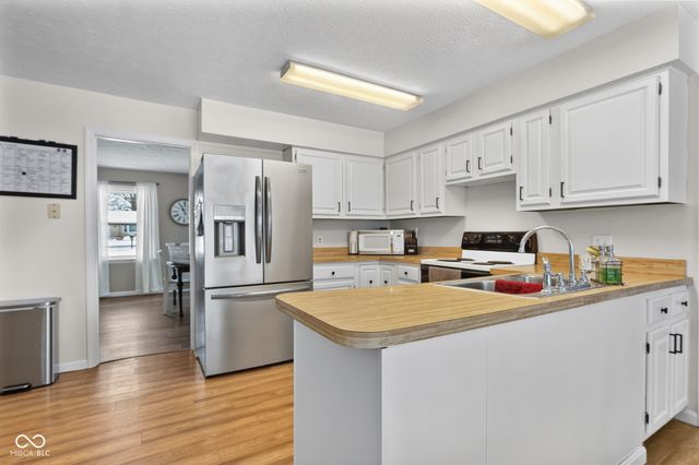 1312 W Country Club Road, Connersville, IN 47331