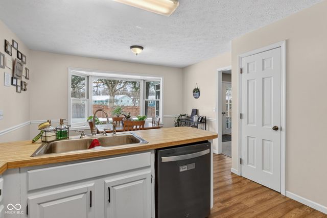 1312 W Country Club Road, Connersville, IN 47331