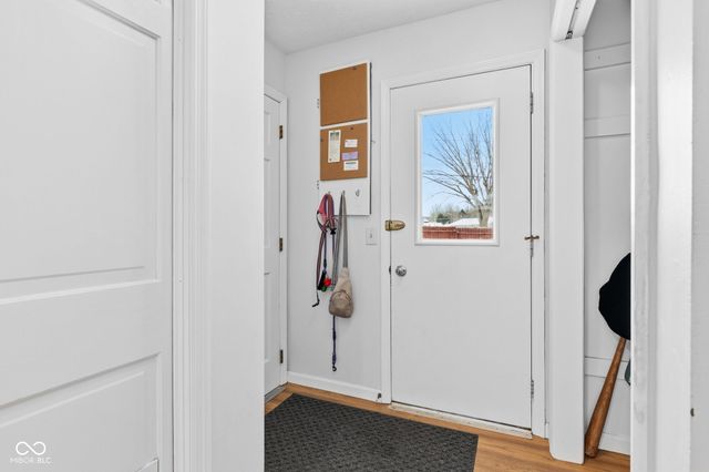 1312 W Country Club Road, Connersville, IN 47331