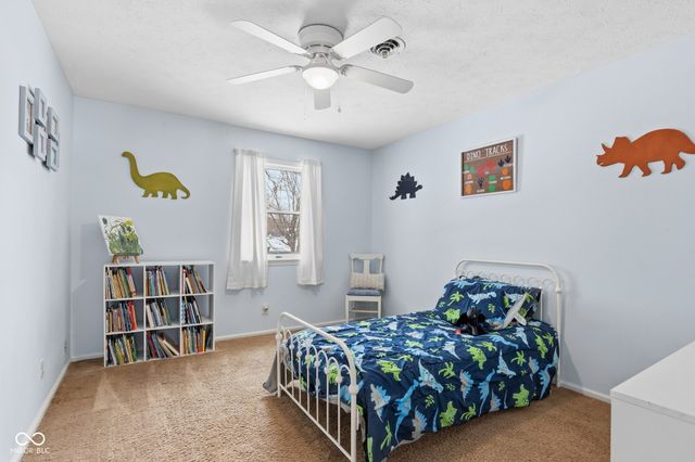 1312 W Country Club Road, Connersville, IN 47331