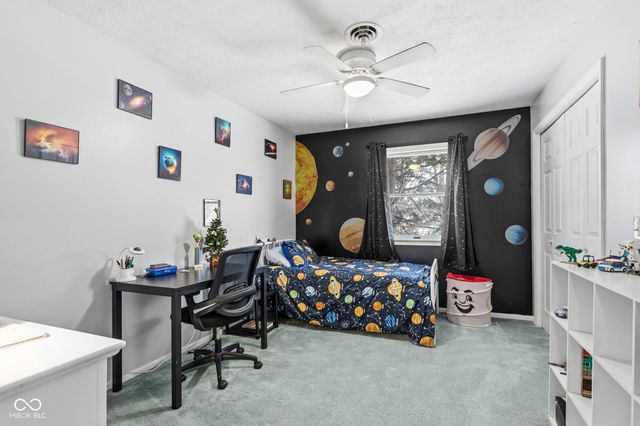 1312 W Country Club Road, Connersville, IN 47331