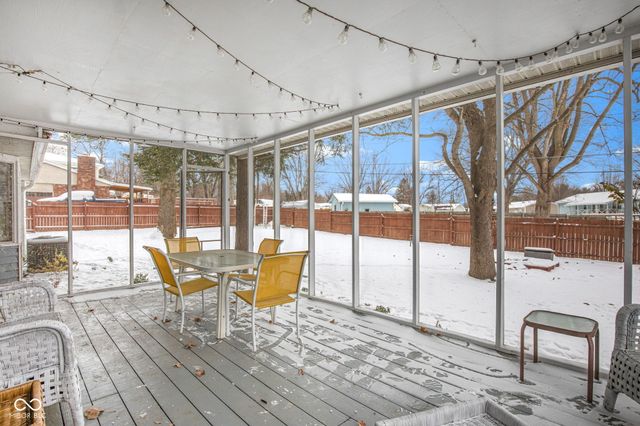 1312 W Country Club Road, Connersville, IN 47331