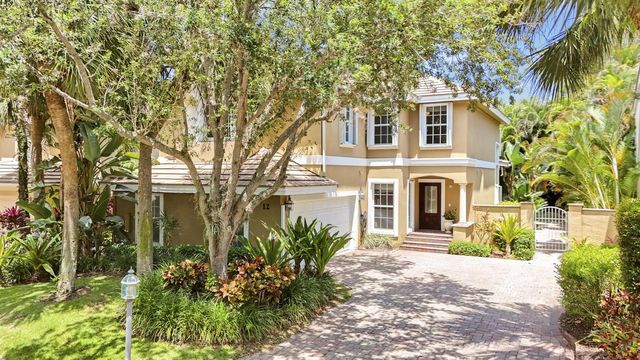 12 Grand Bay Circle, Juno Beach, FL 33408