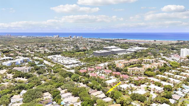 12 Grand Bay Circle, Juno Beach, FL 33408