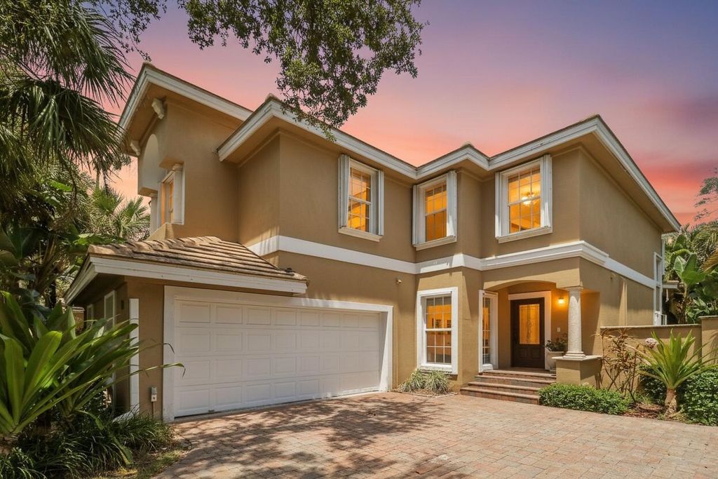 12 Grand Bay Circle, Juno Beach, FL 33408