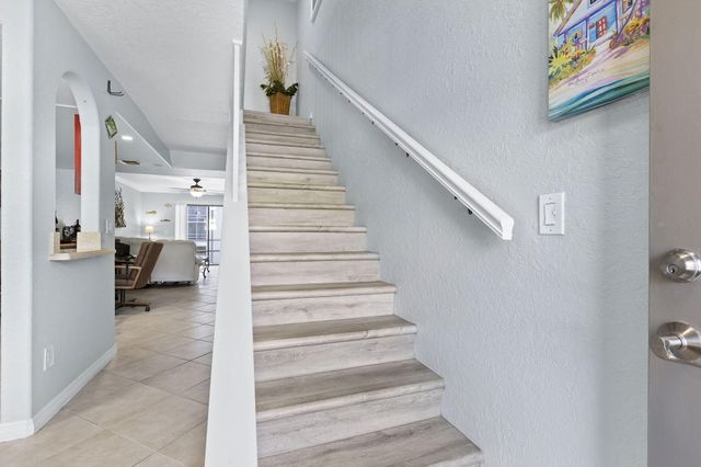 1300 Seaway Drive 7, Fort Pierce, FL 34949