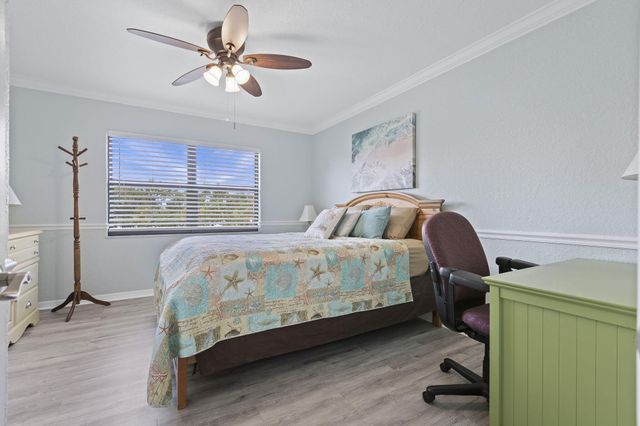 1300 Seaway Drive 7, Fort Pierce, FL 34949