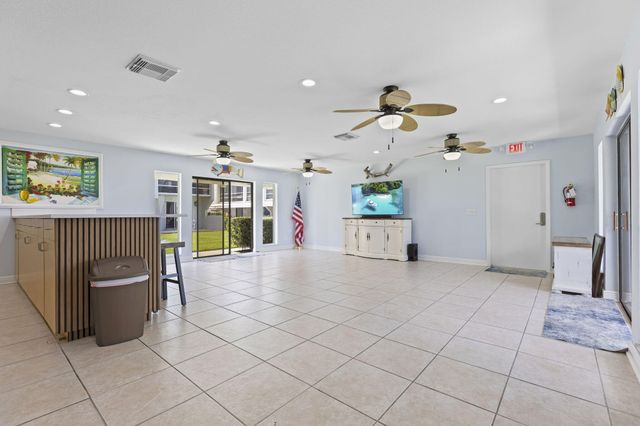 1300 Seaway Drive 7, Fort Pierce, FL 34949
