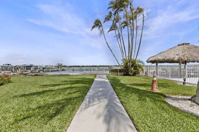 1300 Seaway Drive 7, Fort Pierce, FL 34949