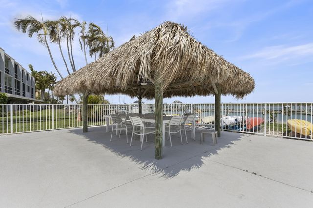 1300 Seaway Drive 7, Fort Pierce, FL 34949