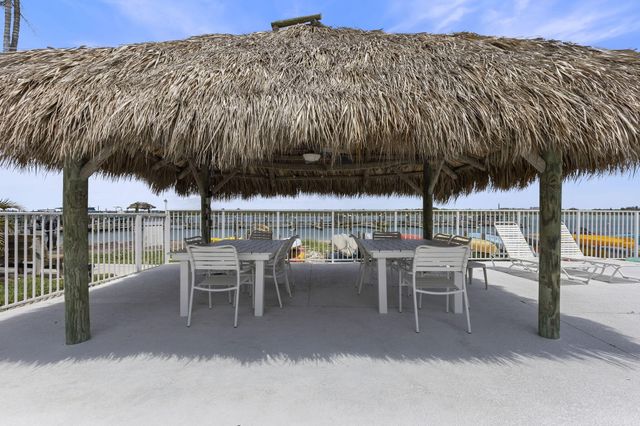 1300 Seaway Drive 7, Fort Pierce, FL 34949