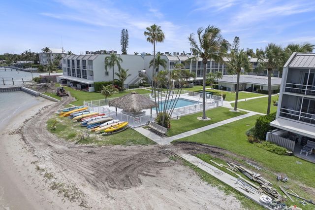 1300 Seaway Drive 7, Fort Pierce, FL 34949