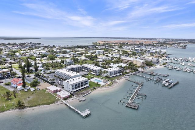 1300 Seaway Drive 7, Fort Pierce, FL 34949