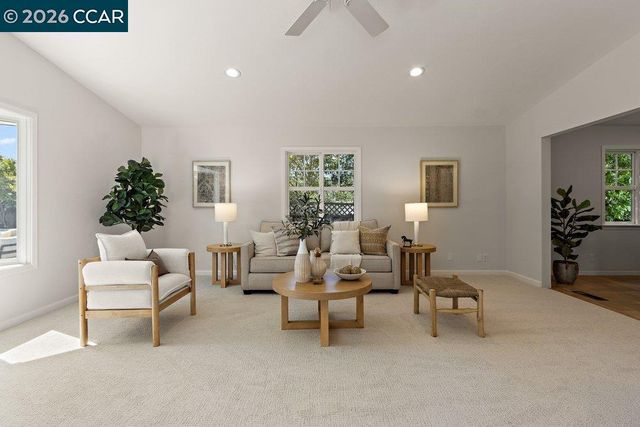 9 Dickenson Drive, Moraga, CA 94556