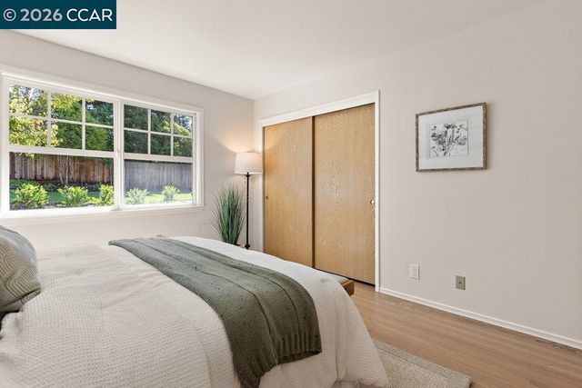 9 Dickenson Drive, Moraga, CA 94556