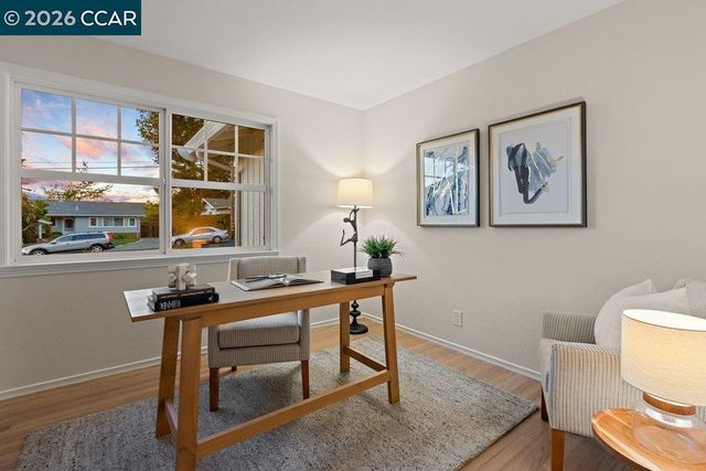 9 Dickenson Drive, Moraga, CA 94556