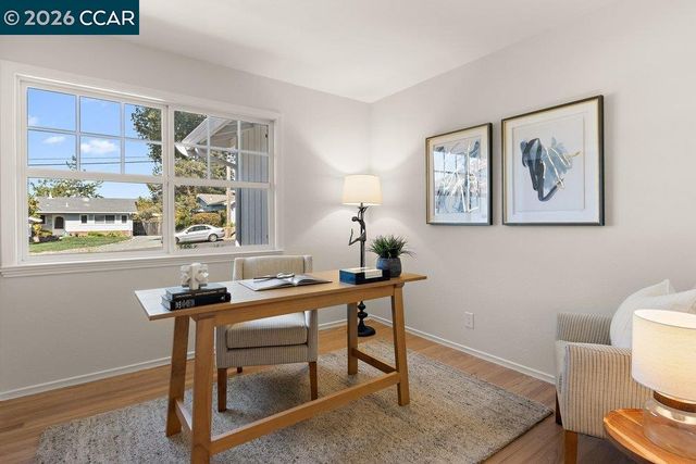 9 Dickenson Drive, Moraga, CA 94556