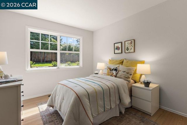 9 Dickenson Drive, Moraga, CA 94556