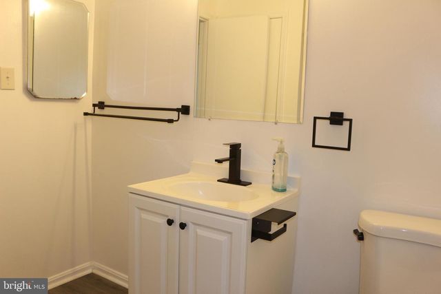 14357 SAINT GERMAIN DR, Centreville, VA 20121