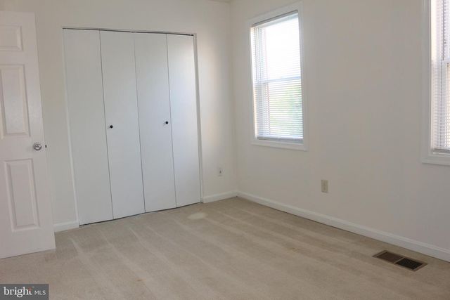 14357 SAINT GERMAIN DR, Centreville, VA 20121