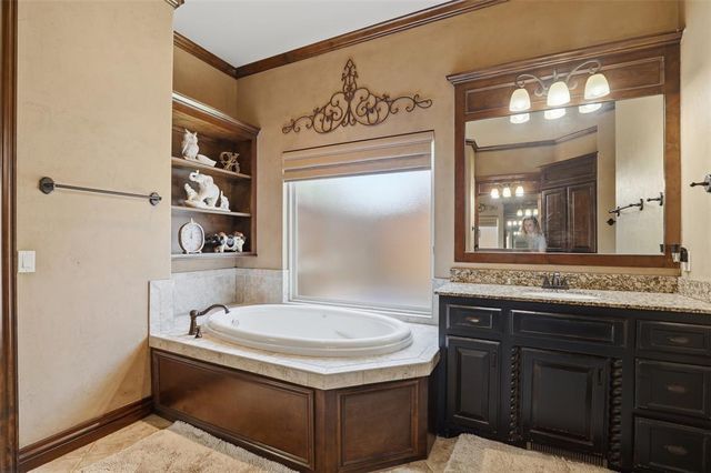 4301 Slate Bridge Road, Edmond, OK 73034