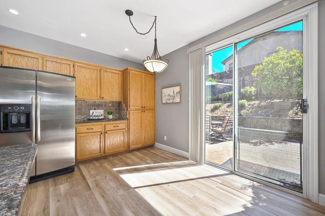 303 Provence Ln, Folsom, CA 95630