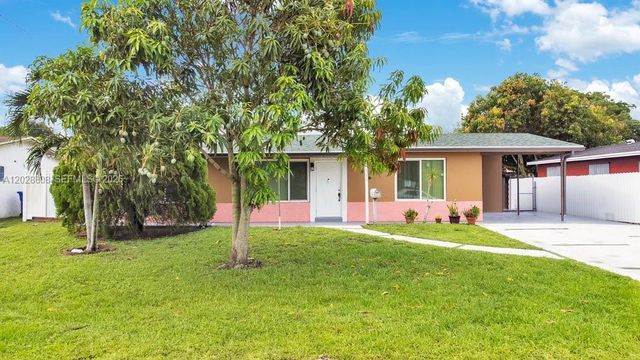 6570 Hayes St, Hollywood, FL 33024