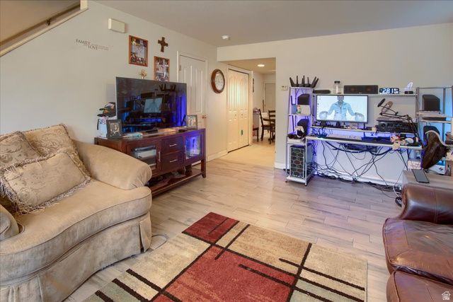 143 N PINGREE AVE, Ogden, UT 84404