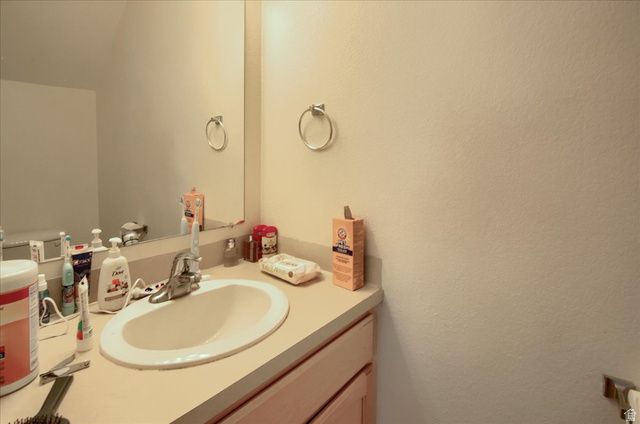 143 N PINGREE AVE, Ogden, UT 84404