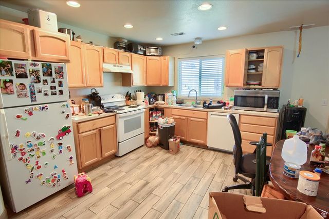 143 N PINGREE AVE, Ogden, UT 84404