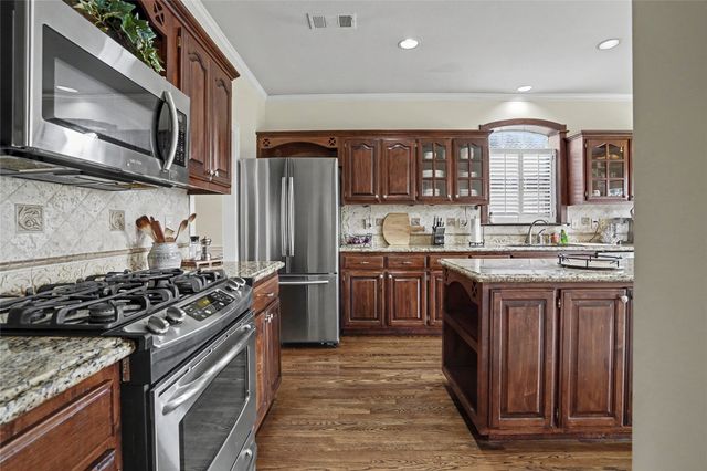 8511 S 100th Place E, Tulsa, OK 74133