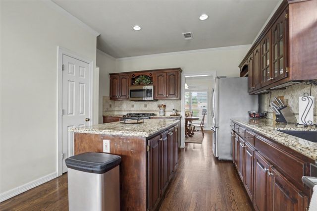 8511 S 100th Place E, Tulsa, OK 74133