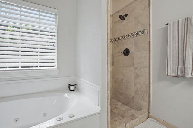 8511 S 100th Place E, Tulsa, OK 74133
