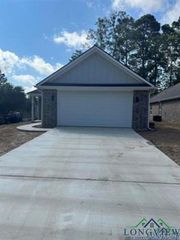 204 Alma, Longview, TX 75605