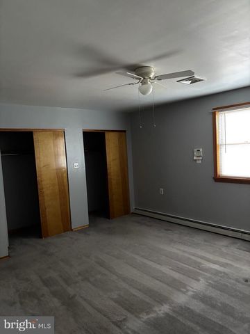 708 HOFFNAGLE ST, Philadelphia, PA 19111