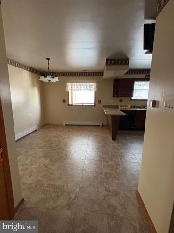 708 HOFFNAGLE ST, Philadelphia, PA 19111