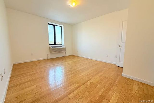 6070 Woodhaven Boulevard 4E, Elmhurst, NY 11373