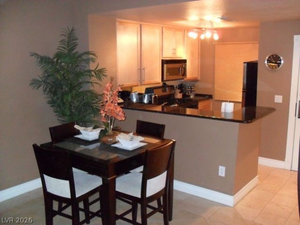 220 Flamingo Road 107, Las Vegas, NV 89169