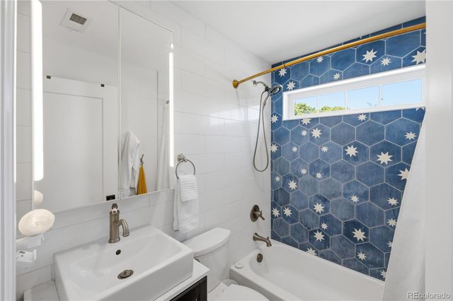 5325 S Crocker Street, Littleton, CO 80120