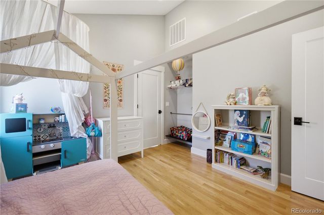 5325 S Crocker Street, Littleton, CO 80120