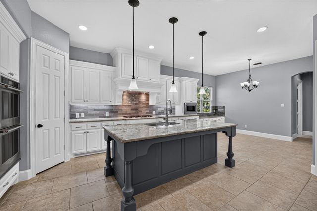 859 Fountain View Court, Allen, TX 75013
