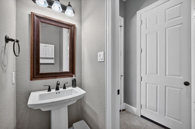 859 Fountain View Court, Allen, TX 75013