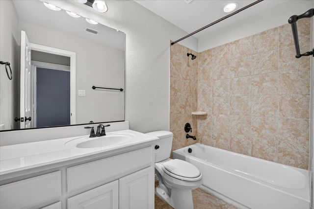 859 Fountain View Court, Allen, TX 75013