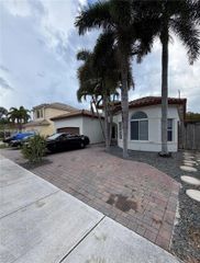 1860 SE 18th Terr, Homestead, FL 33035
