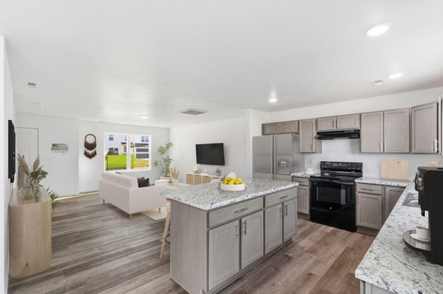 239 S Chesterfield Avenue, Rogersville, MO 65742