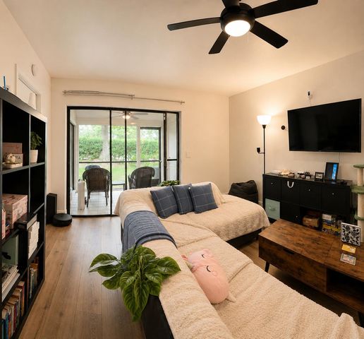 9641 RIVERSIDE F5, Coral Springs, FL 33071