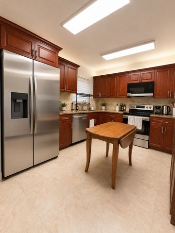 9641 RIVERSIDE F5, Coral Springs, FL 33071