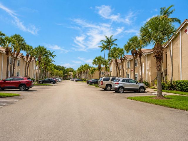 9641 RIVERSIDE F5, Coral Springs, FL 33071
