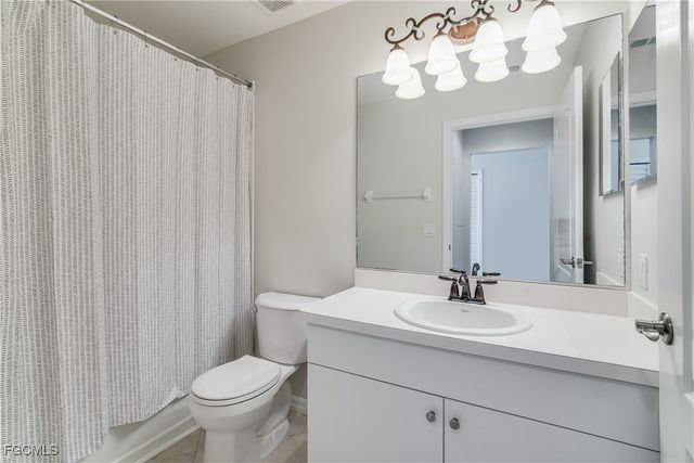 16635 Lake Circle DR 613, Fort Myers, FL 33908